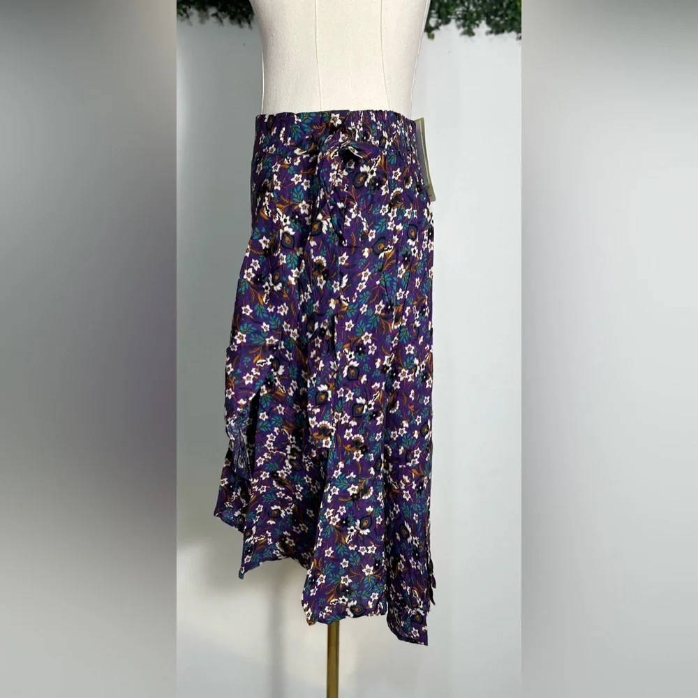 Band Of The Free LINAELLE PURPLE FLORAL WRAP SKIRT Size Small